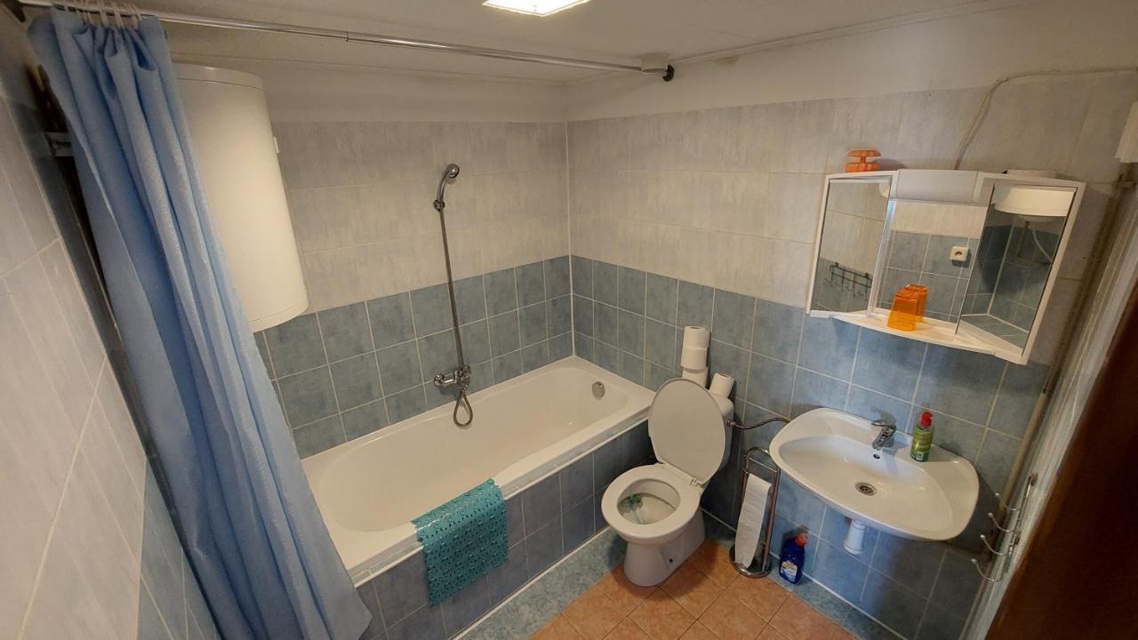 Ubytovani Pod Hradbami Nové Město nad Metují Bagian luar foto
